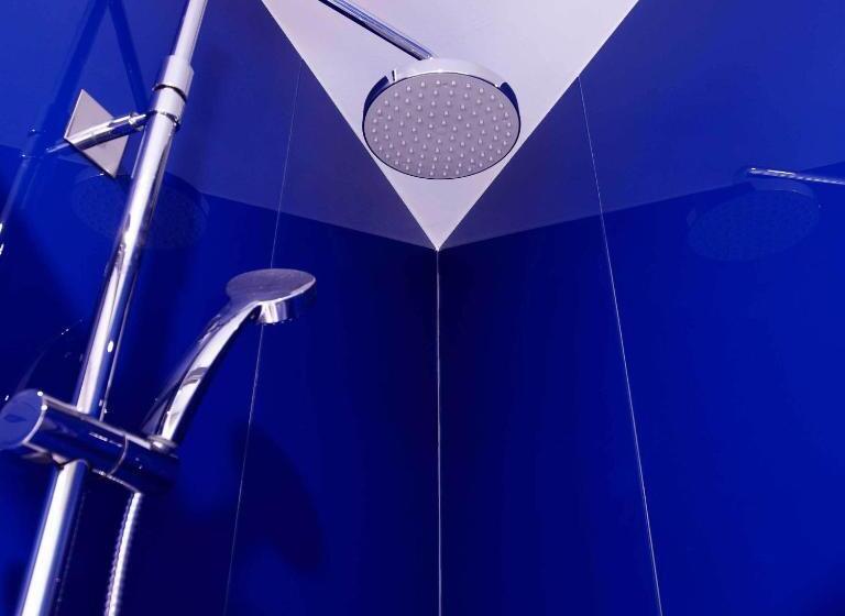 פנסיון Hostal Averroes