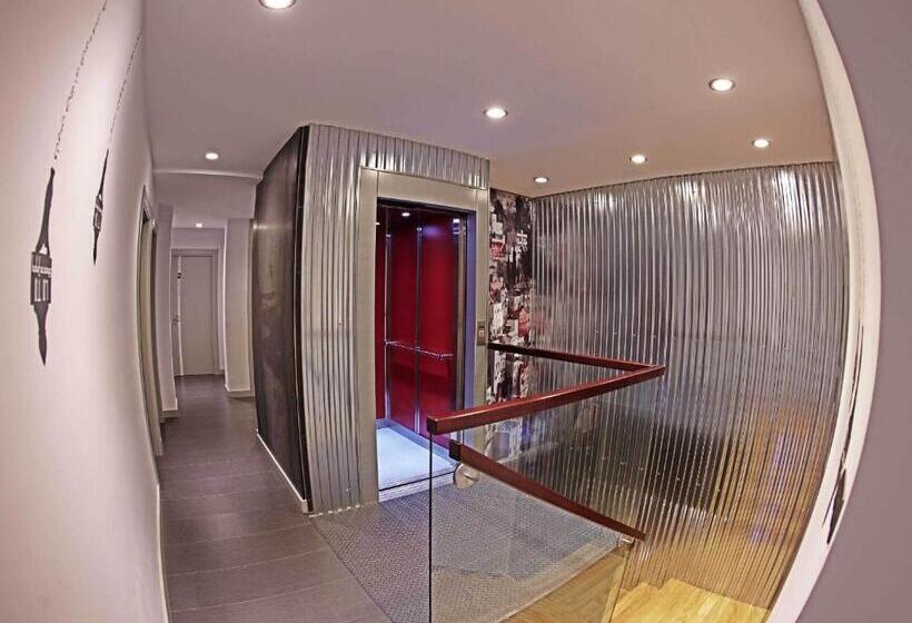 פנסיון Hostal Averroes