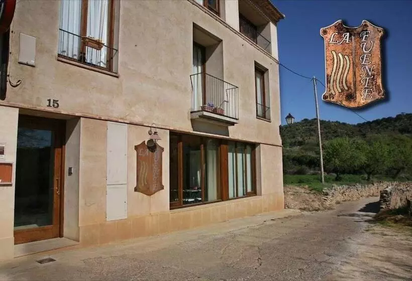 Majatalo Hostal La Fuente