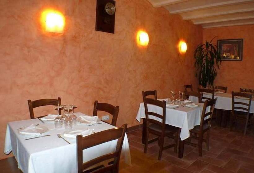 ペンション Hostal La Fuente