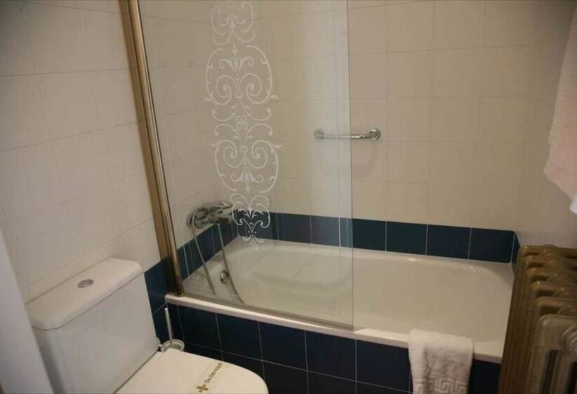 ペンション Hostal La Fuente