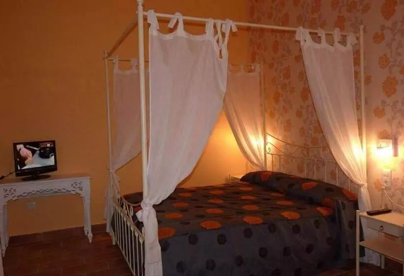 Majatalo Hostal La Fuente