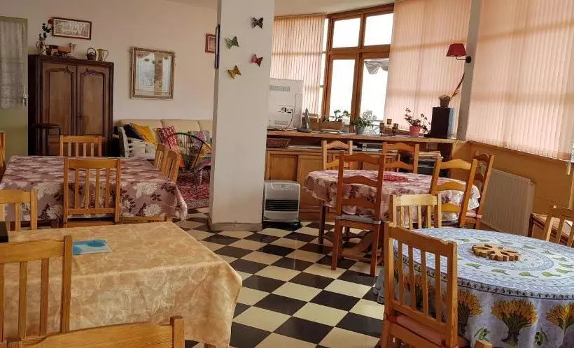 Majatalo La Rotonde Des Grânes