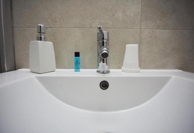 بنسيون Residencial Principe Guest House