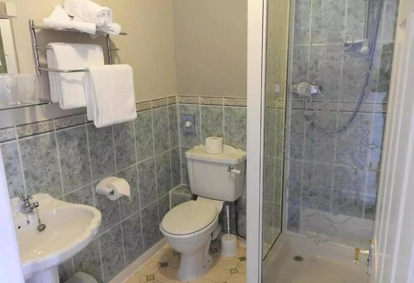 پانسیون Riverside Cottage B&b