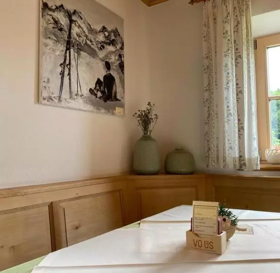 ユースホステル Gasthaus Sulzfluh