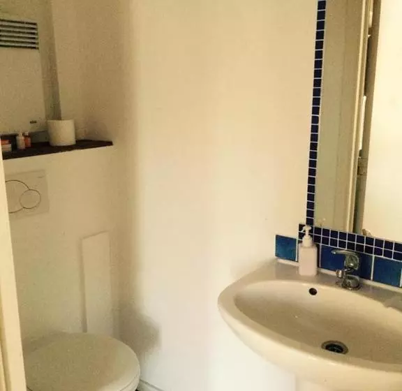 Appart Hôtel Maison De La Lune   Petite Auberge D Etterbeek