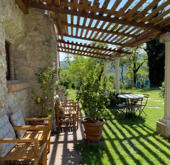 ホテル Chiesa Ignano 1778