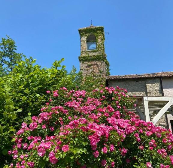 ホテル Chiesa Ignano 1778