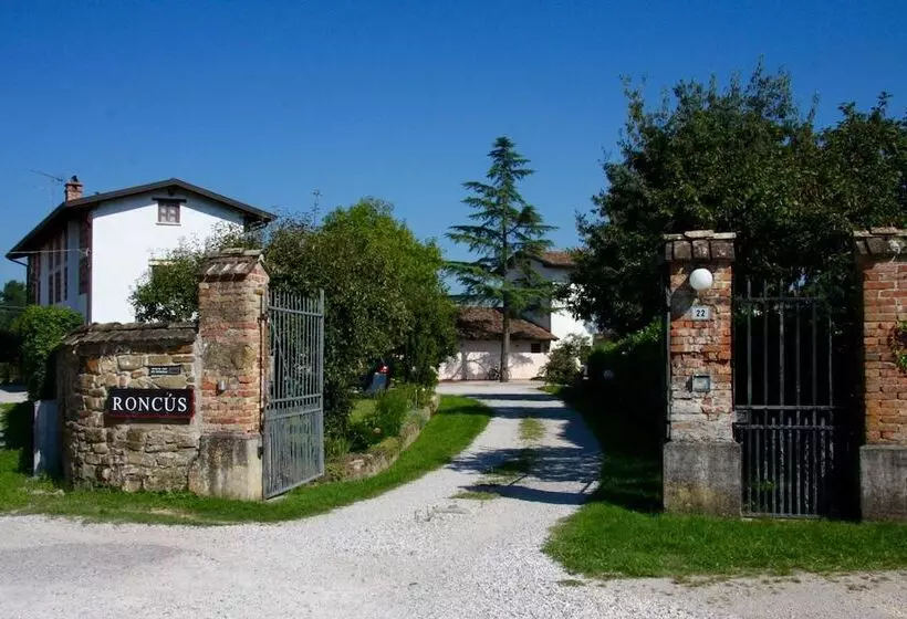 Hotel La Casa Griunit