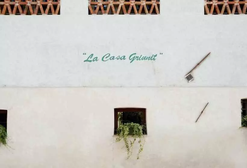 Hotel La Casa Griunit
