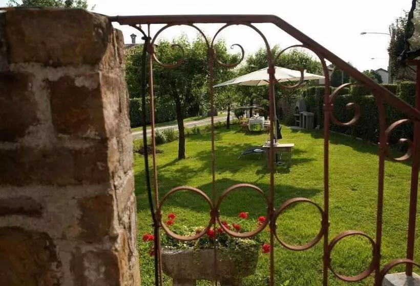 Hotel La Casa Griunit