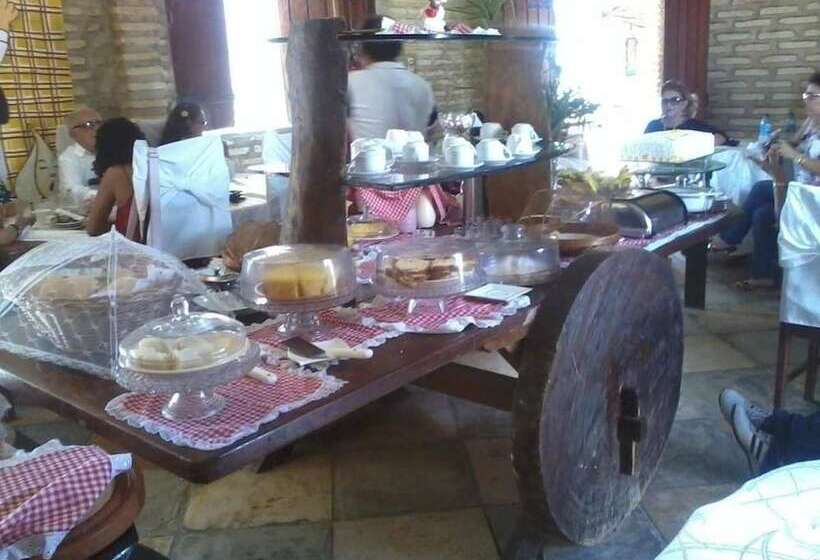 بنسيون Castelo Encantado