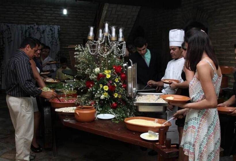 بنسيون Castelo Encantado