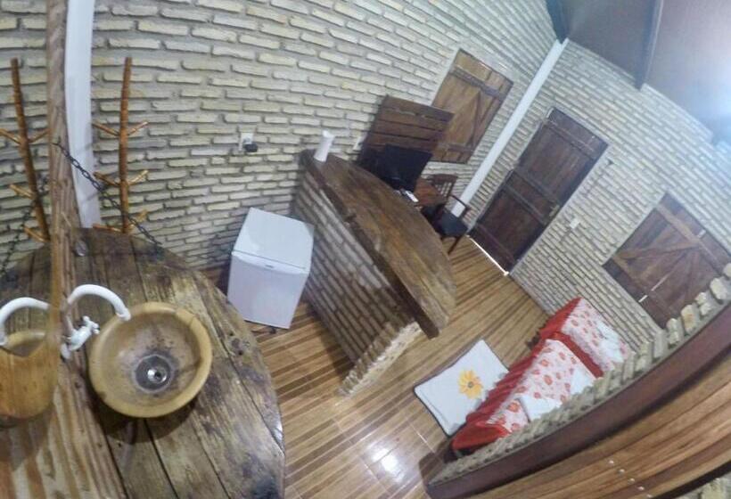 بنسيون Castelo Encantado