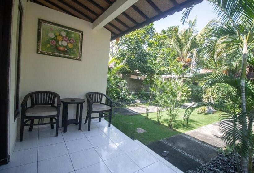 펜션 Giri Sari Guest House Pemuteran Bali