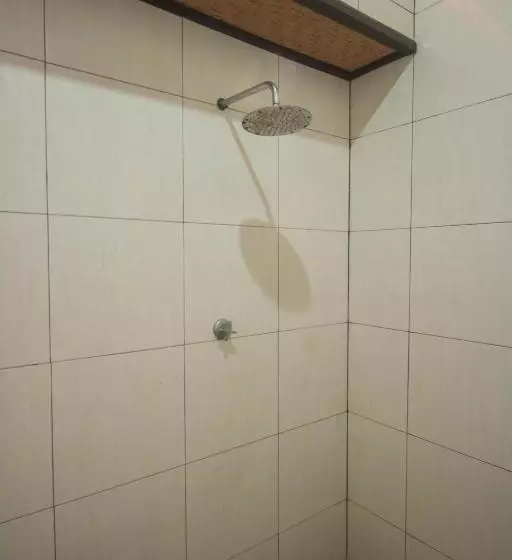 ペンション Giri Sari Guest House Pemuteran Bali