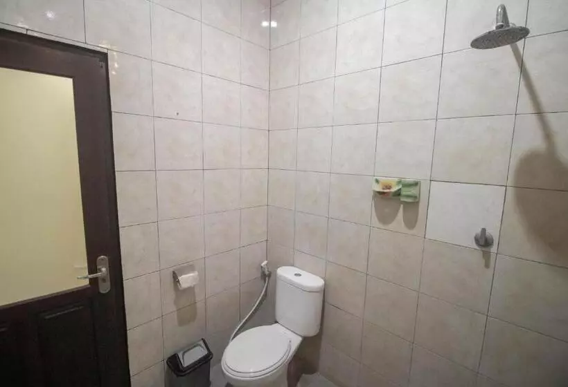 ペンション Giri Sari Guest House Pemuteran Bali
