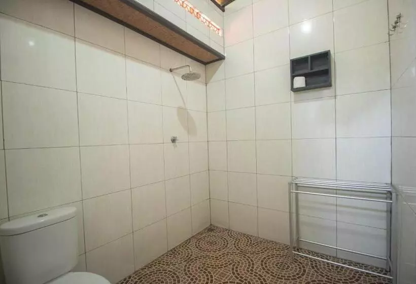 ペンション Giri Sari Guest House Pemuteran Bali
