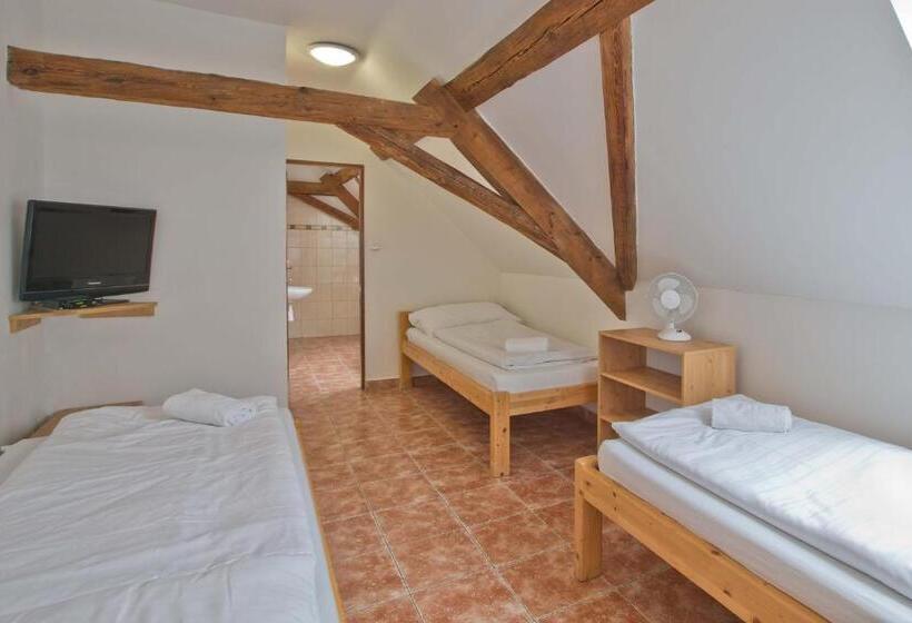 Pensjonat šindlovská Krčma