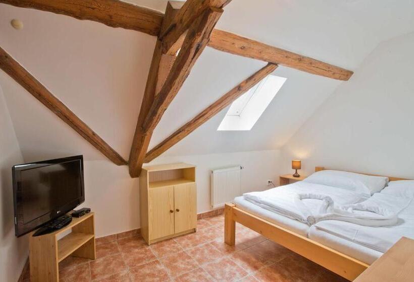 Pensjonat šindlovská Krčma