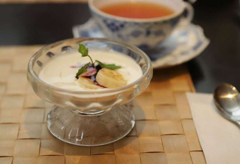 Пансион Inn The Mist