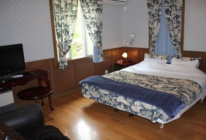 Пансион Inn The Mist