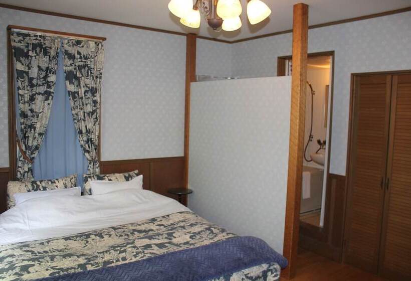 Пансион Inn The Mist