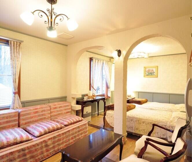 Пансион Inn The Mist