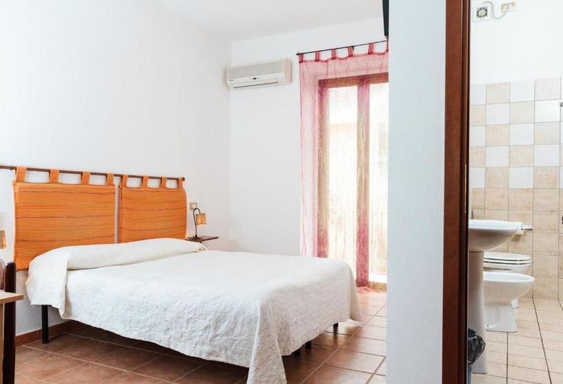 Pensjonat La Mezzanella Guesthouse