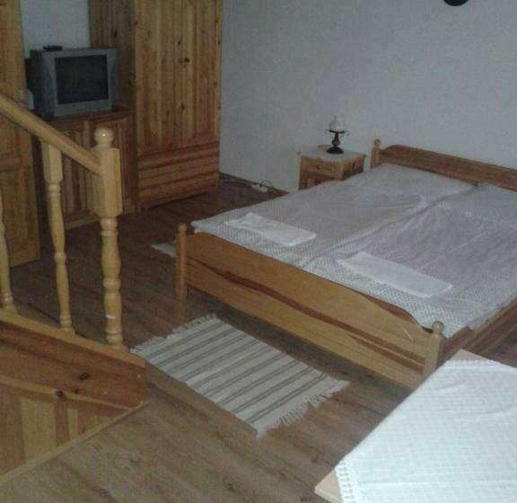 بنسيون Nosztalgia Vendégház