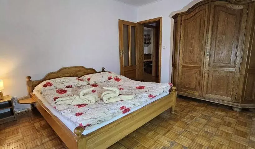 Majatalo Penzion Ustie