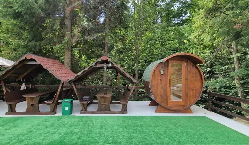 Majatalo Poiana Bucovat