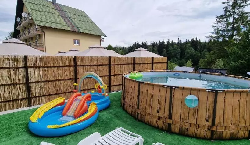 Majatalo Poiana Bucovat