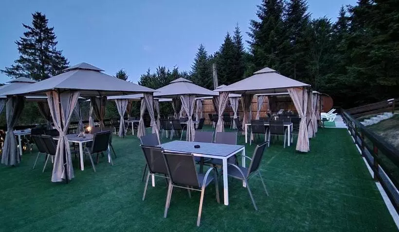 Majatalo Poiana Bucovat