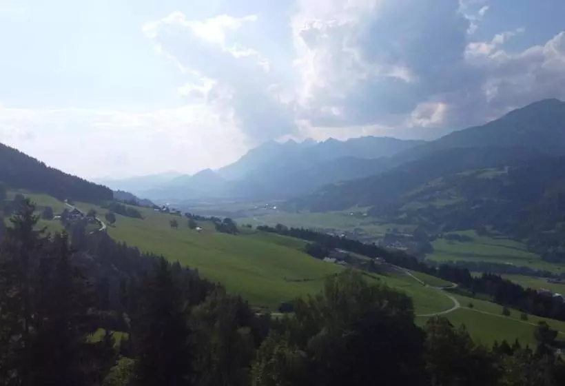 ホテル Panoramahof Gupf