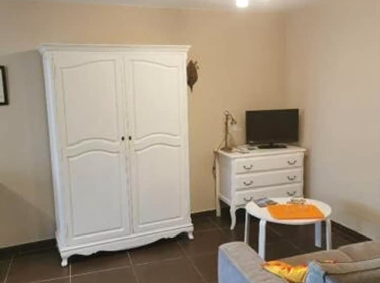 膳宿费 Aux Berges Du Canal