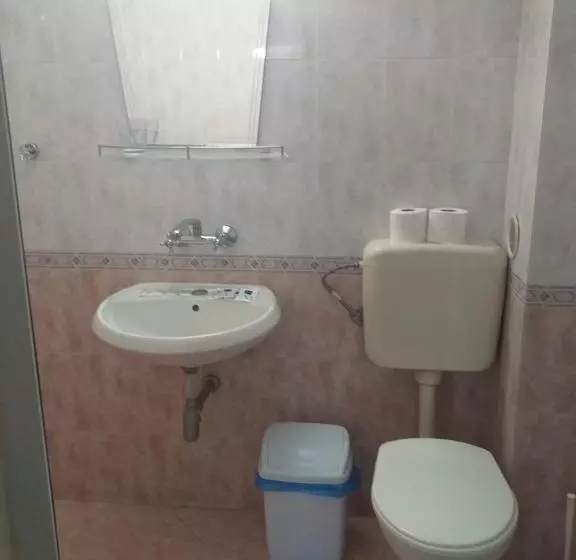 پانسیون Exotic Guest House