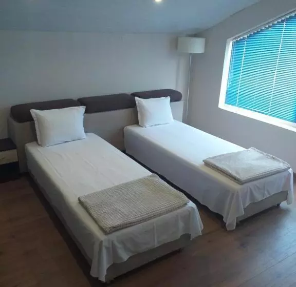 پانسیون Exotic Guest House