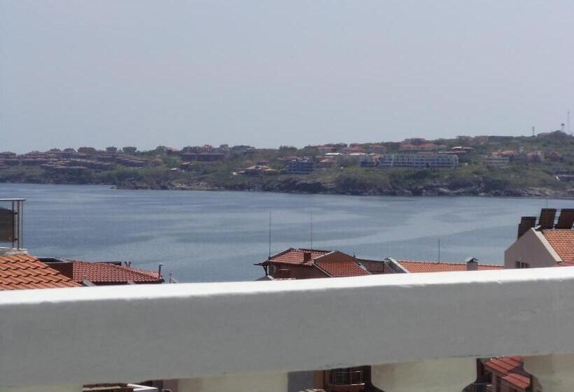 بنسيون Exotic Guest House