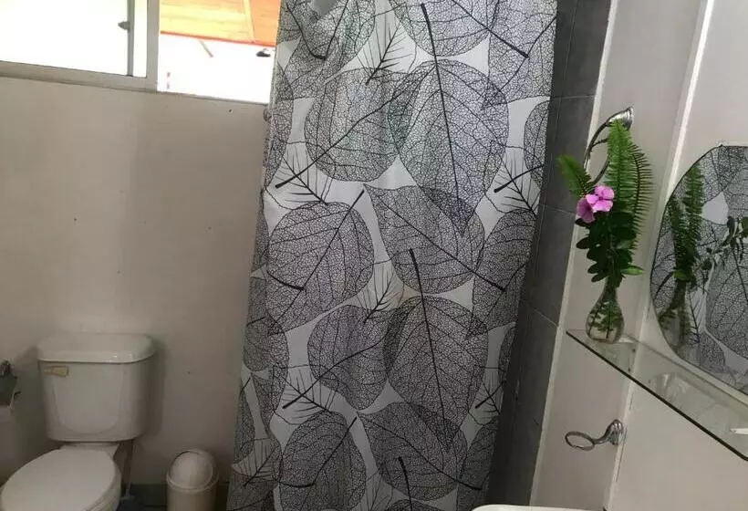 پانسیون Hostal Vaihere