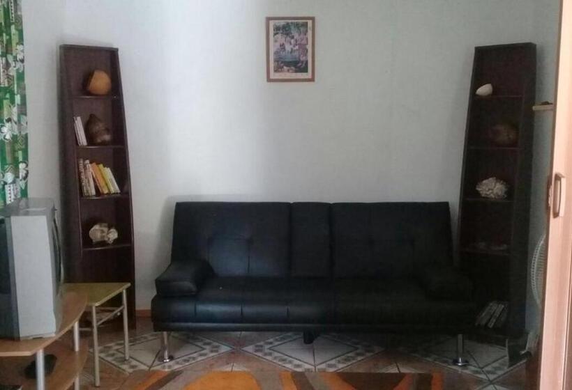 پانسیون Hostal Vaihere