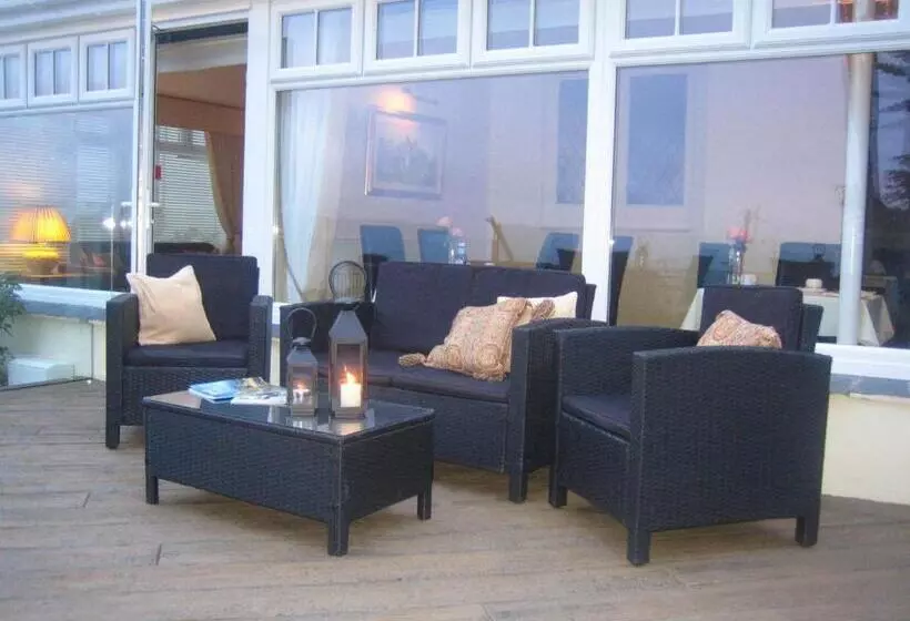 ペンション Lamorna Lodge