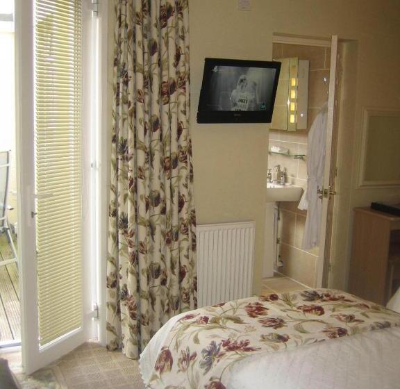 פנסיון Lamorna Lodge