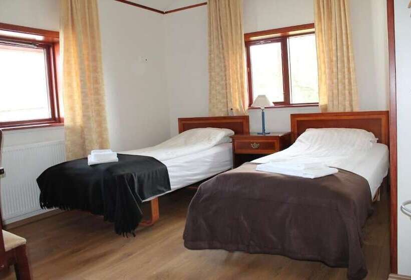 پانسیون Nes Guesthouse