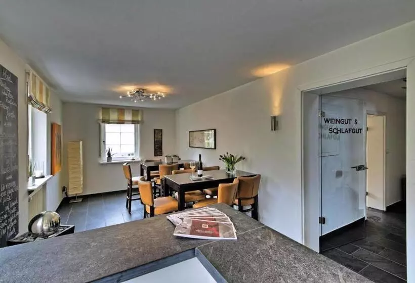 Majatalo Weingut & Gästehaus Christoph Clüsserath