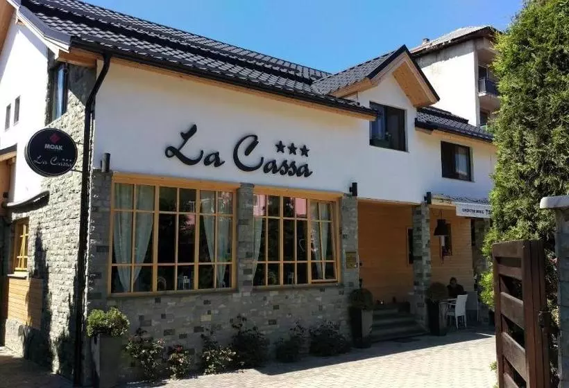 Pensiune Restaurant La Cassa