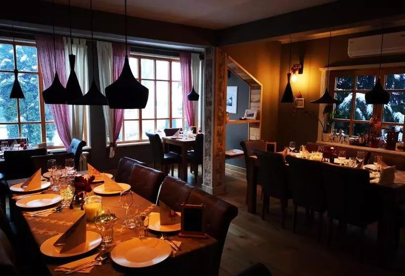 Pensiune Restaurant La Cassa