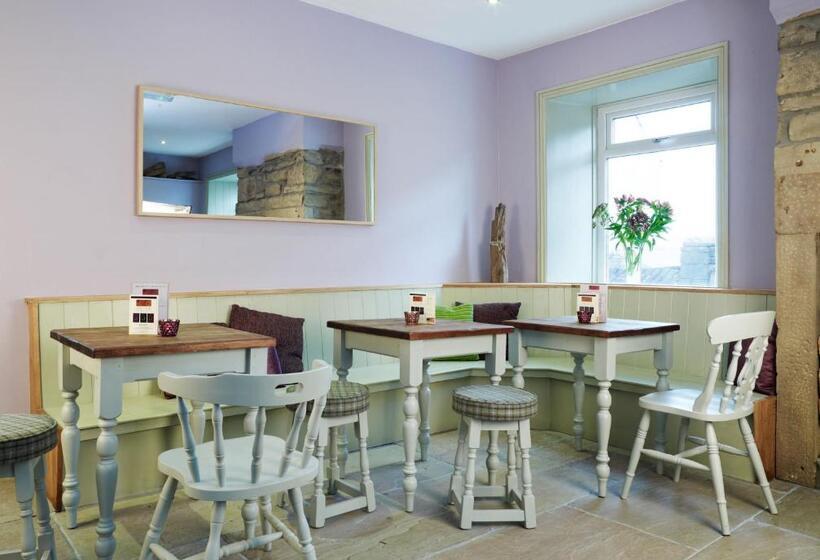 فندق صغير 1885 The Venue   Pub, Restaurant, Rooms & Function House