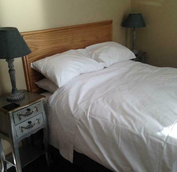 فندق صغير 1885 The Venue   Pub, Restaurant, Rooms & Function House